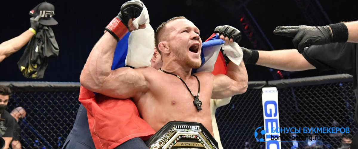 Лучший российский боец UFC может подняться