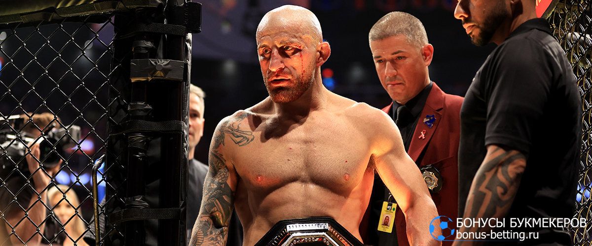 Александр Волкановски против Илии Топурии на UFC 298
