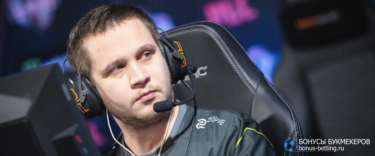 Зал славы HLTV Егор «markeloff» Маркелов Зал славы HLTV Егор «markeloff» Маркелов